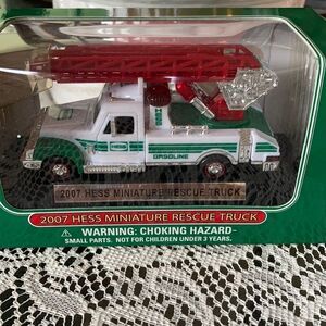 2007 Hess miniature Rescue Truck NIB